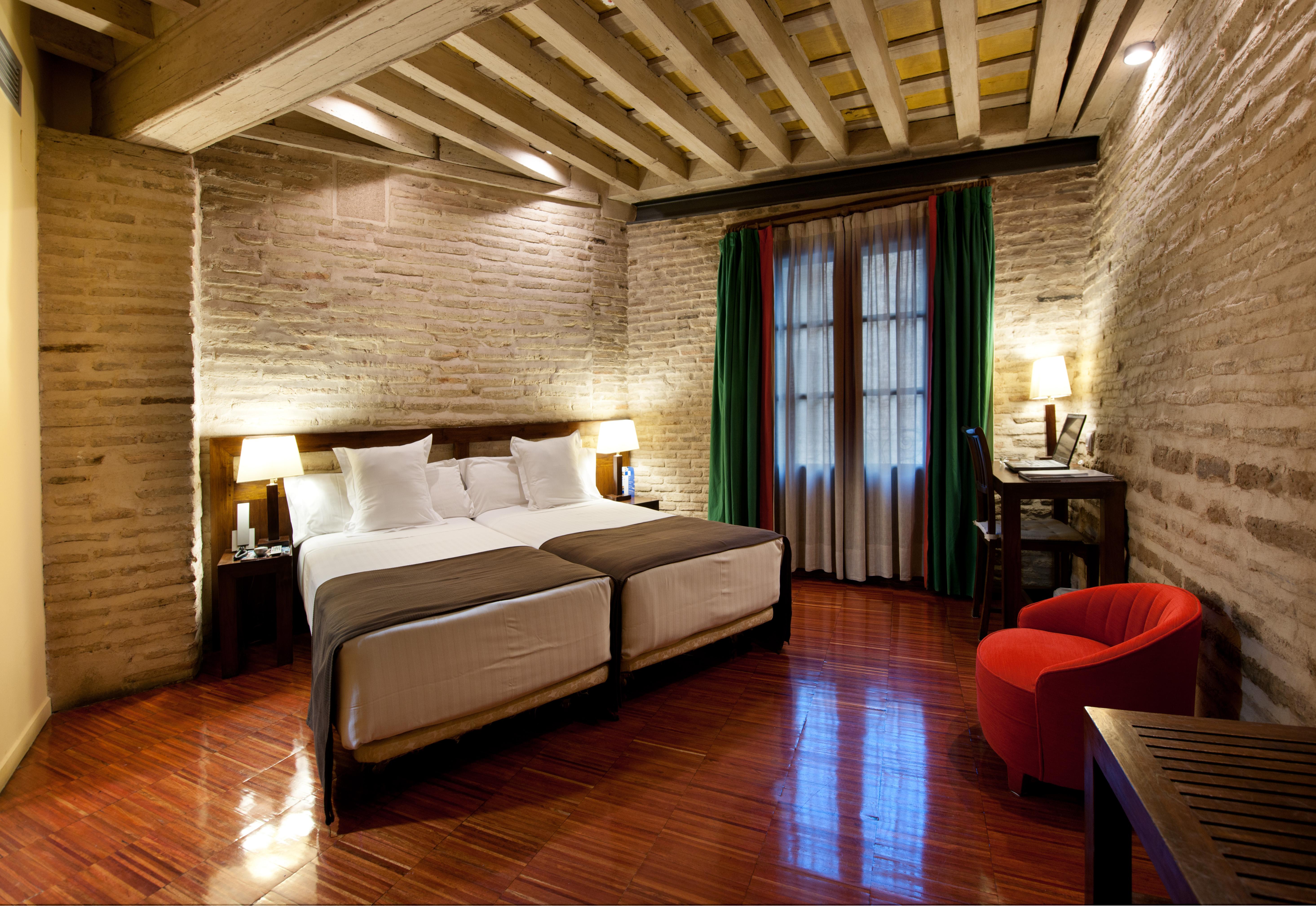 Abad Toledo Hotel Værelse billede